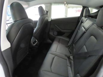 TESLA MODEL Y SUV 5dr Electric Auto RWD (346 ps) Expansive Glass Roof, Touchsc