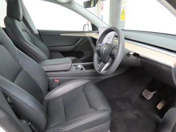TESLA MODEL Y SUV 5dr Electric Auto RWD (346 ps) Expansive Glass Roof, Touchsc