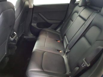TESLA MODEL Y (Dual Motor) Long Range SUV 5dr Electric Auto 4WDE (384 bhp)