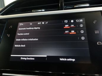 VAUXHALL Corsa Electric 50kWh SE Premium Hatchback 5dr Electric Auto (136 ps)