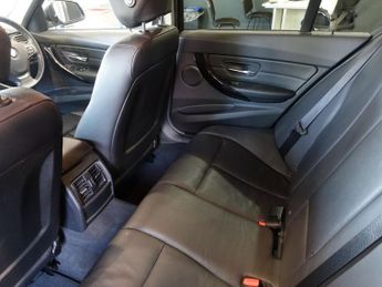 BMW 3 SERIES 2.0 320i SE Saloon 4dr Petrol Auto Euro 6 (s/s) (184 ps)