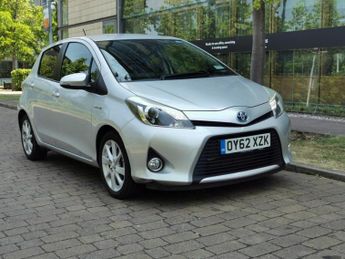 Toyota Yaris 1.5 VVT-h T Spirit Hatchback 5dr Petrol Hybrid CVT Euro 5 (101 p