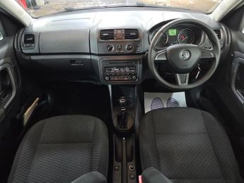 SKODA ROOMSTER 1.2 TSI SE MPV 5dr Petrol DSG Euro 5 (105 ps)