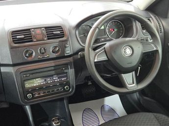 SKODA ROOMSTER 1.2 TSI SE MPV 5dr Petrol DSG Euro 5 (105 ps)
