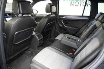 VOLKSWAGEN TIGUAN Volkswagen Tiguan 2.0 TDI R-Line SUV 5dr Diesel DSG Euro 6 (s/s)