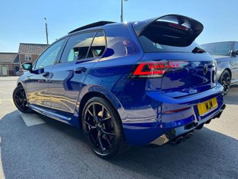 VOLKSWAGEN GOLF 2.0 TSI R Black Edition Hatchback 5dr Petrol DSG 4Motion Euro 6 