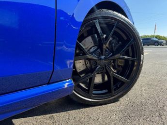 VOLKSWAGEN GOLF 2.0 TSI R Black Edition Hatchback 5dr Petrol DSG 4Motion Euro 6 