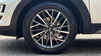 HYUNDAI TUCSON 1.6 T-GDi Premium SUV 5dr Petrol DCT Euro 6 (s/s) (177 ps)