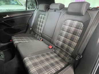 VOLKSWAGEN GOLF 2.0 TDI GTD Hatchback 5dr Diesel DSG Euro 6 (s/s) (184 ps)