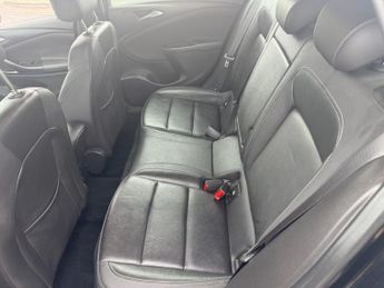VAUXHALL ASTRA 1.4i Turbo GPF Elite Nav Sports Tourer 5dr Petrol Auto Euro 6 (s