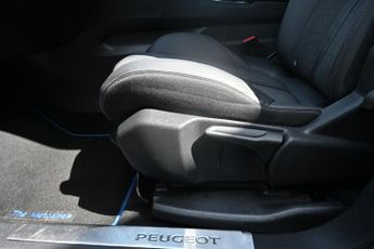 PEUGEOT 3008 1.6 BlueHDi GT Line SUV 5dr Diesel EAT Euro 6 (s/s) (120 ps)