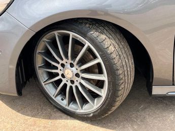 MERCEDES-BENZ A CLASS 1.5 A180d AMG Line (Premium) Hatchback 5dr Diesel 7G-DCT Euro 6 