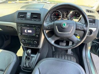 SKODA YETI 2.0 TDI Elegance SUV 5dr Diesel DSG 4WD Euro 5 (140 ps)