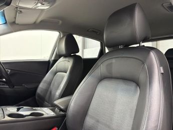 HYUNDAI KONA 64kWh Premium SE SUV 5dr Electric Auto (7kW Charger) (204 ps)