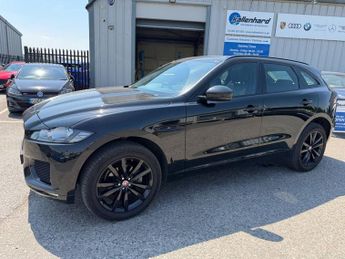 Jaguar F-Pace 2.0 D180 Chequered Flag SUV 5dr Diesel Auto AWD Euro 6 (s/s) (18