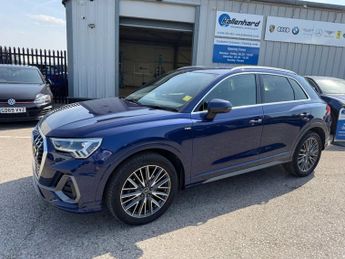AUDI Q3 1.5 TFSI CoD 35 S line SUV 5dr Petrol S Tronic Euro 6 (s/s) (150