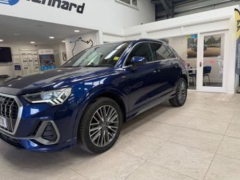 AUDI Q3 1.5 TFSI CoD 35 S line SUV 5dr Petrol S Tronic Euro 6 (s/s) (150
