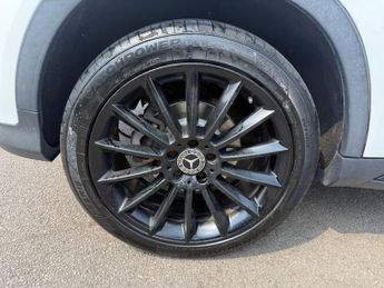 MERCEDES-BENZ GLA 1.6 GLA200 AMG Line SUV 5dr Petrol 7G-DCT Euro 6 (s/s) (156 ps)
