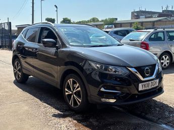 Nissan Qashqai 1.2 DIG-T N-Connecta SUV 5 Door Petrol Manual Black Euro 6 