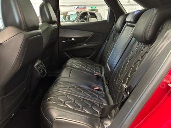 PEUGEOT 3008 1.6 13.2kWh GT SUV 5 Door Petrol Automatic Red Plug-in Hybrid e-