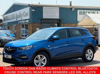 Vauxhall Grandland 1.2 Turbo GPF SE SUV Topaz Blue Petrol Manual Euro 6 (s/s) WET B