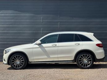 MERCEDES-BENZ GLC 2.1 GLC220d AMG Line (Premium) SUV 5dr Diesel G-Tronic 4MATIC 