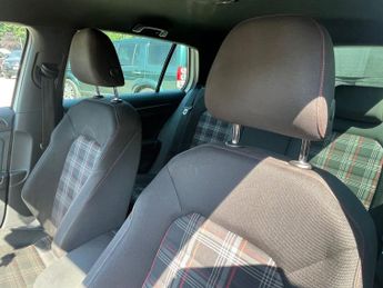 VOLKSWAGEN GOLF 2.0 TSI GTI Hatchback 5dr Petrol DSG Euro 6 (s/s) (230 ps)