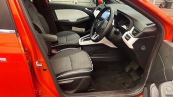 RENAULT CLIO 1.6 E-TECH S Edition Hatchback 5dr Petrol Hybrid Auto Euro 6 (s/