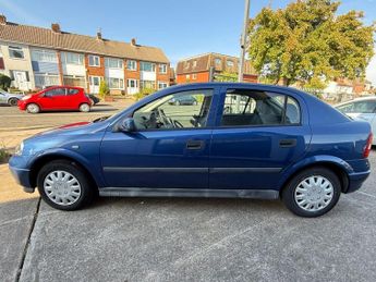 VAUXHALL ASTRA 1.6i Envoy Hatchback 5dr Petrol Automatic (195 g/km, 84 bhp)