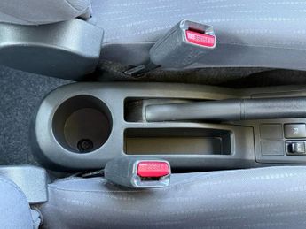 TOYOTA YARIS 1.33 Dual VVT-i TR Hatchback 5dr Petrol MultiMode Euro 4 (s/s) (