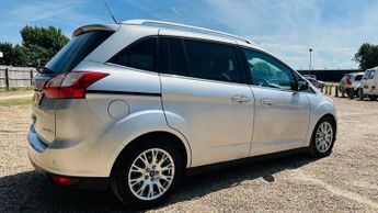 FORD GRAND C-MAX 2.0 TDCi Titanium MPV 5dr Diesel Powershift Euro 5 (140 ps)
