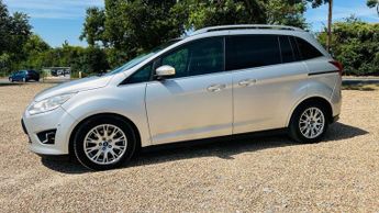 FORD GRAND C-MAX 2.0 TDCi Titanium MPV 5dr Diesel Powershift Euro 5 (140 ps)