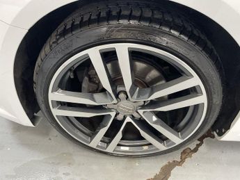 AUDI TT 1.8 TFSI S line Coupe 3dr Petrol Manual Euro 6 (s/s) (180 ps) - 