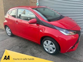 Toyota AYGO 1.0 VVT-i x-play Hatchback 3dr Petrol Manual Euro 6 (68 ps)