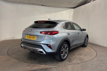 KIA XCEED 1.4 T-GDi 3 SUV 5dr Petrol DCT Euro 6 (s/s) (138 bhp) Reverse Ca