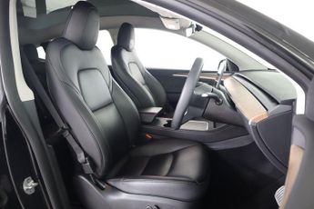TESLA MODEL Y (Dual Motor) Performance Auto 4WDE 5dr