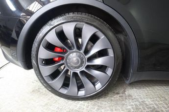 TESLA MODEL Y (Dual Motor) Performance Auto 4WDE 5dr