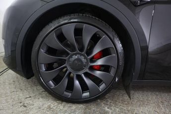 TESLA MODEL Y (Dual Motor) Performance Auto 4WDE 5dr
