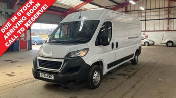 Peugeot Boxer 2.2 BlueHDi 335 Professional Premium + Panel Van 5dr Diesel Manu