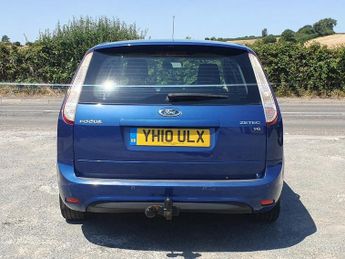 FORD FOCUS 1.6 Zetec Estate 5dr Petrol Automatic (184 g/km, 99 bhp)