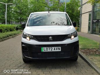 PEUGEOT E-PARTNER 700 50kWh Professional Premium + Long Crew Van Double Cab 6dr El
