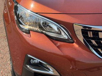 PEUGEOT 3008 1.2 PureTech GPF Allure SUV 5dr Petrol EAT Euro 6 (s/s) (130 ps)