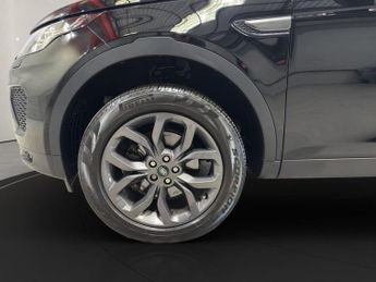 LAND ROVER DISCOVERY SPORT 2.0 TD4 Landmark SUV 5dr Diesel Auto 4WD Euro 6 (s/s) (180 ps)