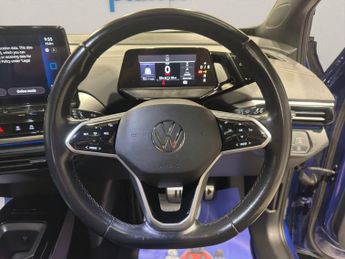VOLKSWAGEN ID.5 Pro 77kWh Style SUV 5dr Electric Auto (174 ps)