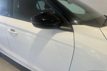 VAUXHALL CORSA 50kWh SRi Premium Hatchback 5dr Electric Auto (136 ps) Front Cam