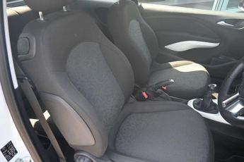 VAUXHALL ADAM 1.2 16v JAM Hatchback 3dr Petrol Manual Euro 5 (70 ps)