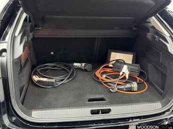 CITROEN e-C4 50kWh Shine Hatchback 5dr Electric Auto (136 ps)