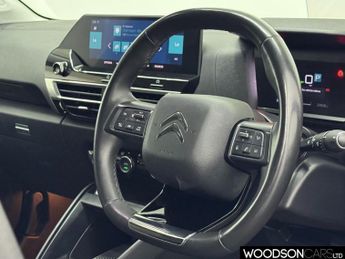 CITROEN e-C4 50kWh Shine Hatchback 5dr Electric Auto (136 ps)