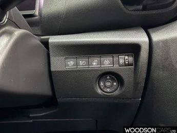 CITROEN e-C4 50kWh Shine Hatchback 5dr Electric Auto (136 ps)