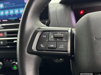 CITROEN e-C4 50kWh Shine Hatchback 5dr Electric Auto (136 ps)